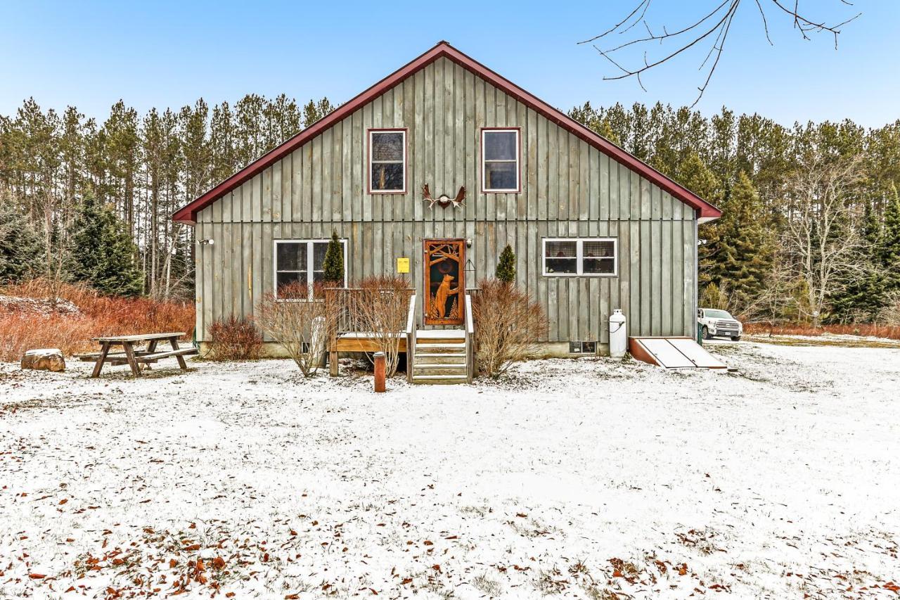 The Bear Lodge North River Exterior foto